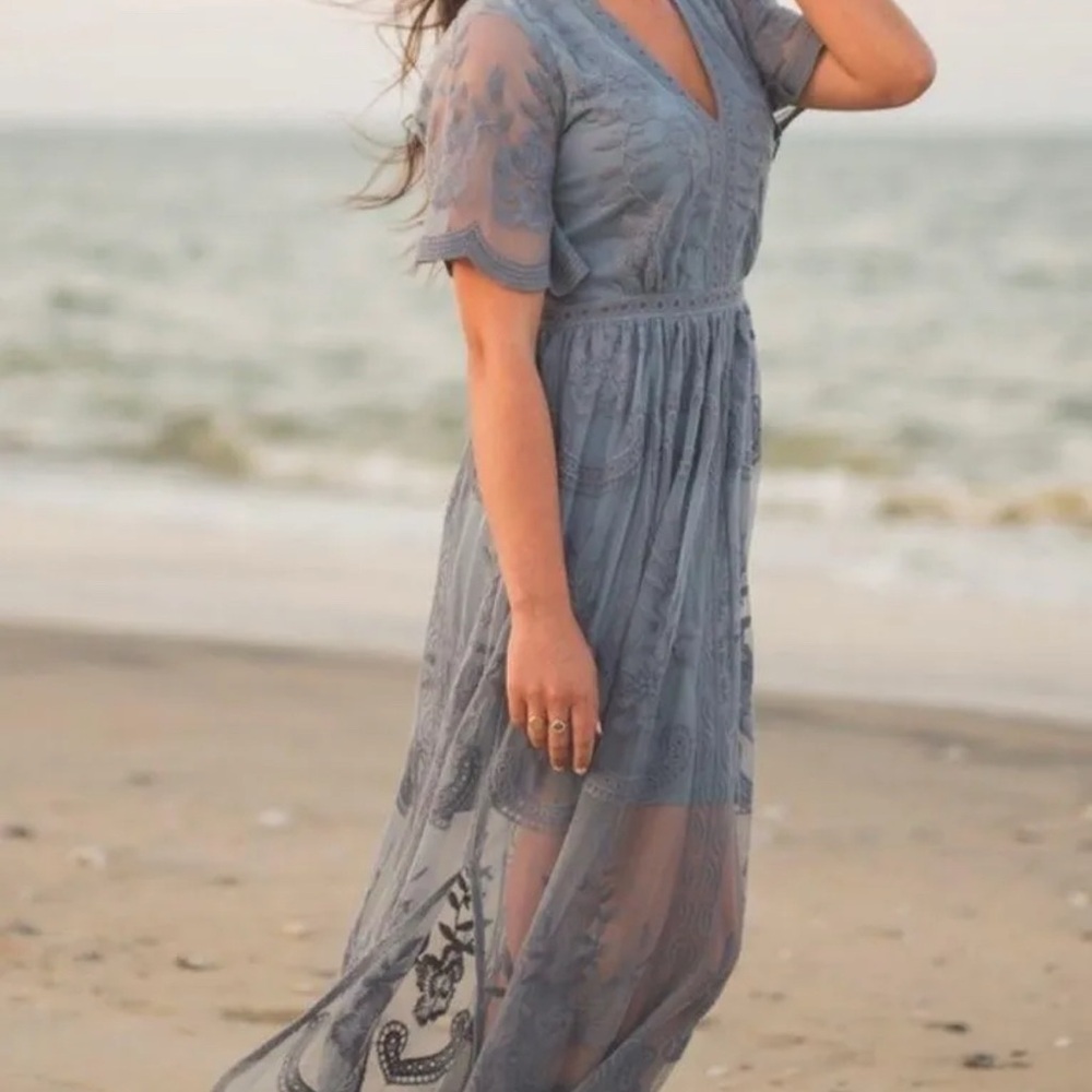 Promesa NWOT Marionette Lace overlay Maxi Dress with Built-In Shorts
